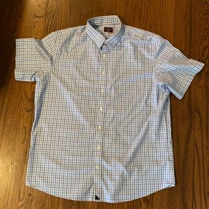 Men’s Untuckit XXL short sleeved button down shirt